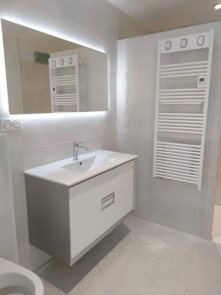 Conception de salle de bain moderne à Elbeuf