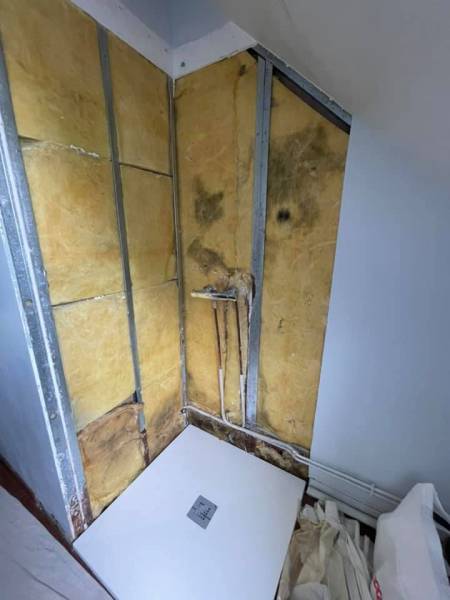 Rénovation d'une douche suite à un dégât des eaux