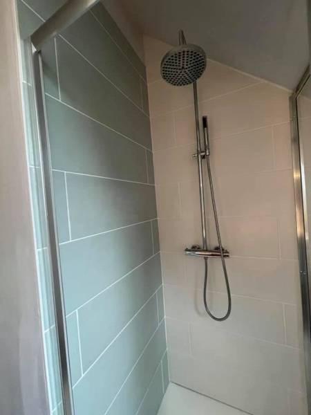 Rénovation d'une douche suite à un dégât des eaux