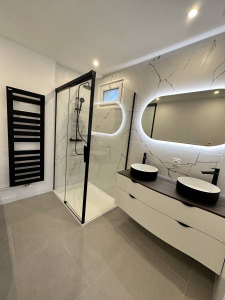 Magnifique salle de bain clés en main à Bourg-Achard