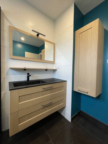 Rénovation complète d’une salle de bain dans une maison