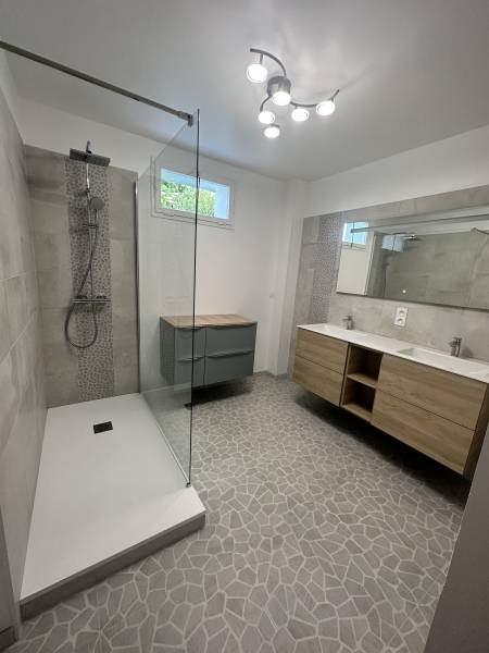 Modernisation d'une salle de bain à Bourgtheroulde