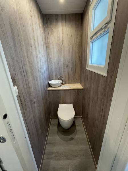 Installation d'un WC suspendu à Elbeuf